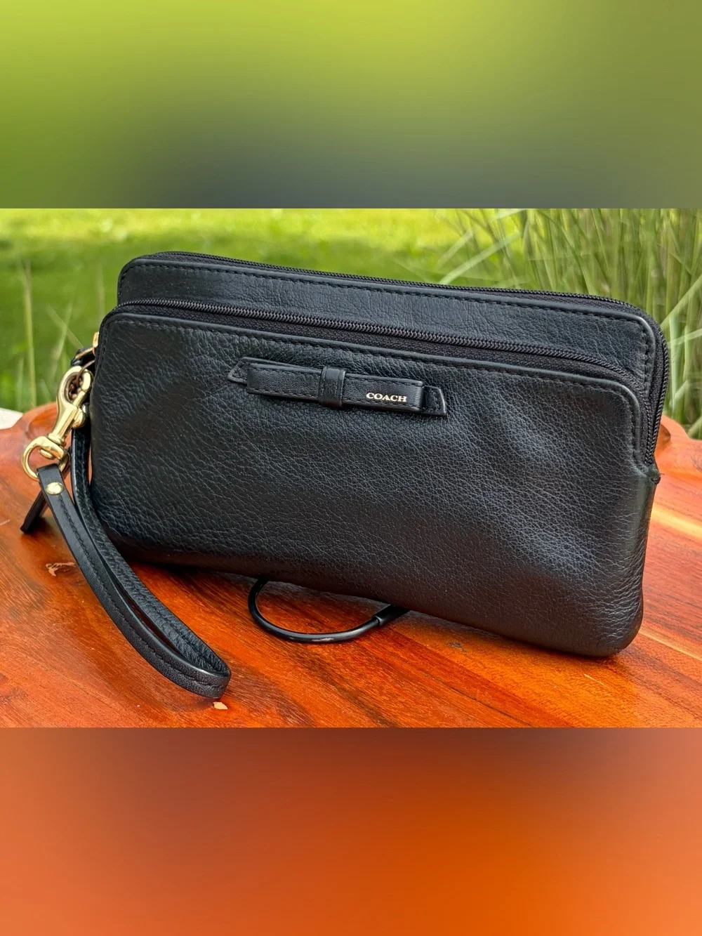 Coach Black Leather Double-Pocket Wristlet Clutch EUC